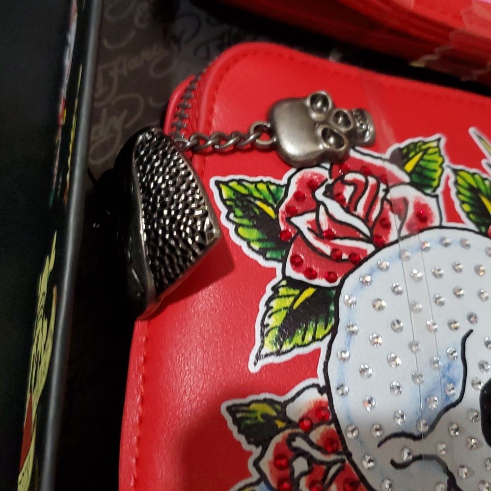 Ed hardy red iconic Ed Hardy studded skull and roses printed belt bag brand new - Picture 10 of 11